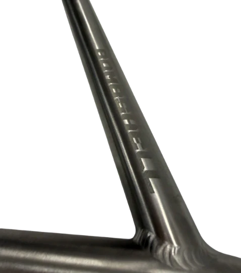 Titan Bars 7,25" Bombshell
